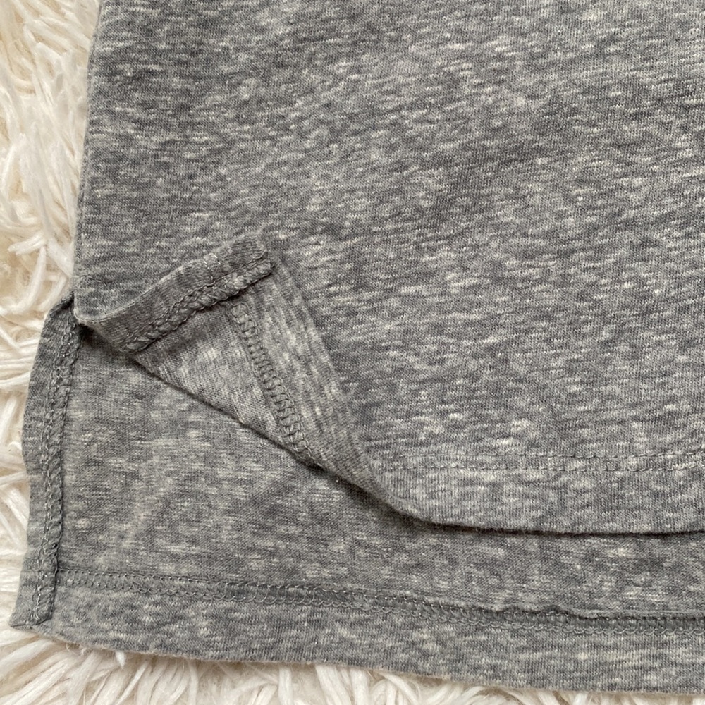 🎉2X HP🎉 Old Navy Patriotic Graphic Tank 💗 Gray Red White & Blue - Picture 11 of 13